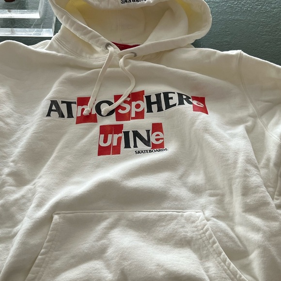 Supreme x Antihero Hoodie size medium - atmosphere urine WHITE color hoodie - Picture 4 of 8